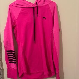 Vs pullover long sleeve
